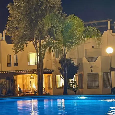 Διαμέρισμα Modern Penthouse In With Pool Μαρμπέλλα