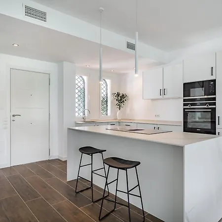 Διαμέρισμα Modern Penthouse In With Pool Μαρμπέλλα