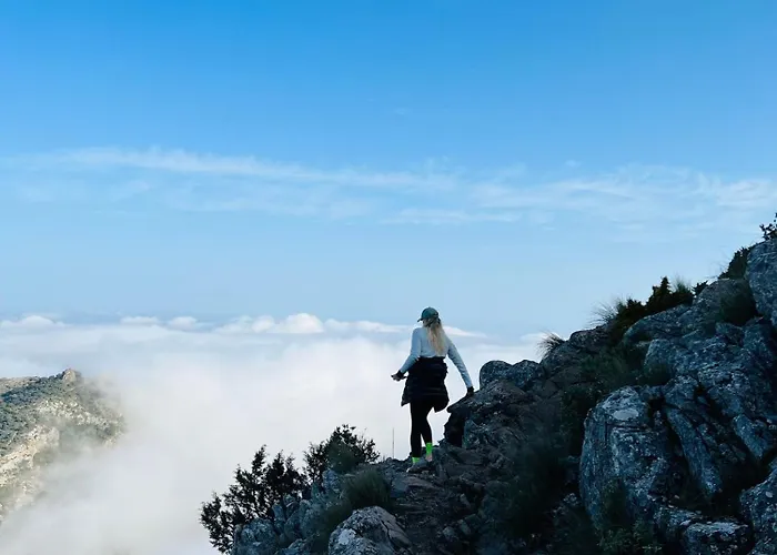 Modern Penthouse In With Pool 아파트 마르베야