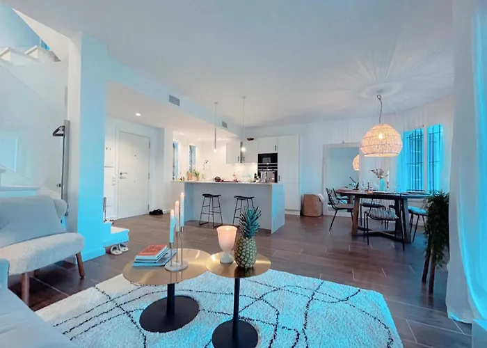 Modern Penthouse In With Pool Lägenhet *