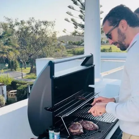 Modern Penthouse In With Pool *